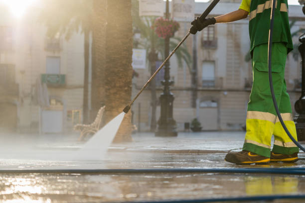 Best Commercial Building Pressure Washing  in Muskegon, MI